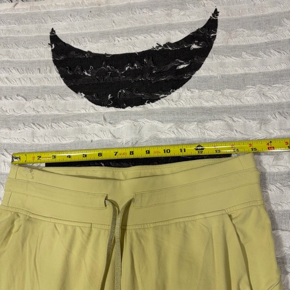 Lululemon Jogger Womens 8 Yellow Sweatpants Drawstring Knit Hi Rise Running Gym - Picture 5 of 10